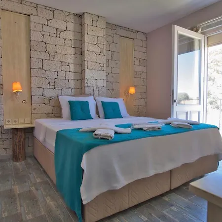 Ionic Alacati Кешме